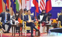 ARF 29: Vietnam calls on countries to build East Sea into a sea of peace, stability and cooperation