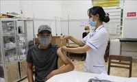 Vietnam reports 393 new cases of COVID-19 on Saturday 