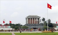 52,000 people visit Ho Chi Minh Mausoleum during three-day holiday