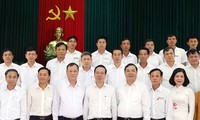 President visits exemplary new rural commune in Nam Dinh