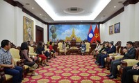 VOV5 congratulates Laos on National Day 