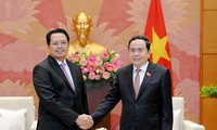 NA Chairman applauds Vietnam-Indonesia legislative cooperation 