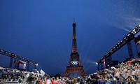Paris Olympics opens with grandiose show, parade on the Seine