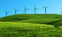 使用可再生能源，推动经济发展