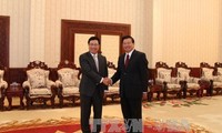 范平明会见老挝政府总理通伦和国家副主席潘坎