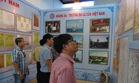 “黄沙长沙归属越南——历史和法理证据”地图和资料展在平定省举行
