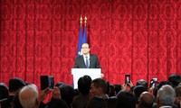 法国总统奥朗德举行招待会庆祝亚洲各国传统春节  