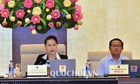 越南国会主席阮氏金银宣读人事方案呈文 供国会选举国家主席