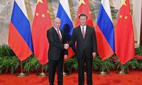 俄中两国领导人一致同意提升双边关系