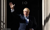 英国首相组建新内阁