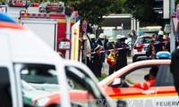 มีผู้เสียชีวิตและได้รับบาดเจ็บหลายคนจากเหตุกราดยิงในห้างสรรพสินค้าที่เยอรมนี