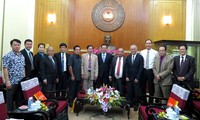 Руководители Отечественного Фронта Вьетнама приняли делегацию лаосских юристов