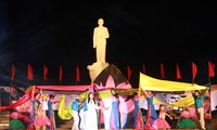 В провинции Кханьхоа отмечают 70-ю годовщину со Дня визита президента Хо Ши Мина в залив Камрань
