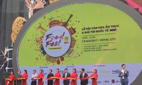 Впервые в Ханое прошел международный фестиваль культуры, кухни и развлечений