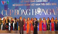 В Ханое награждены лучшие женщины-бизнесмены Вьетнама