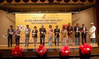 Фестиваль вьетнамской культуры в Республике Корея способствует сближению соотечественников 