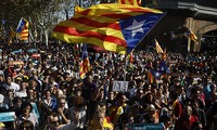 Глава парламента Каталонии признала, что законодательное собрание распущено