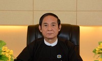Вин Мьин принес присягу в качестве президента Мьянмы