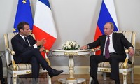 Президенты России и Франции обсудили ряд международных вопросов