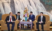 Премьер-министр Вьетнама Нгуен Суан Фук принял мэра города Шанхая