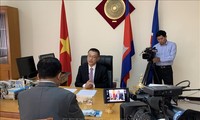 Камбоджийское телевидение взяло интервью у посла Вьетнама в Камбодже по случаю визита генерального секретаря ЦК КПВ 