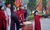 Народное пение «соан» создает особую атмосферу  на празднике Храма королей Хунгов