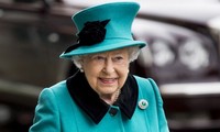Елизавета II одобрила приостановку работы парламента Великобритании