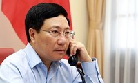 Фам Бинь Минь провел телефонный разговор с министром иностранных дел Кубы