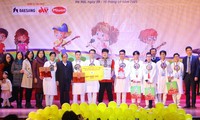 Ученик средней школы «Тханглонг» получил специальную награду конкурса «Ранняя звезда»