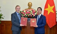 Вьетнам и Великобритания обменялись нотами о вступлении в силу Соглашения о свободной торговле  