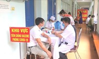 Местные власти во Вьетнаме решительно борются с COVID-19