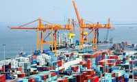 Положительное сальдо торгового баланса Вьетнама в январе составило почти 1,4 миллиарда долларов