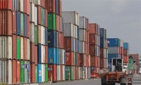 Экспортно-импортный оборот Вьетнама увеличился почти на 15% 