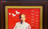 Уникальная коллекция картин из риса «Любимый дядюшка Хо»