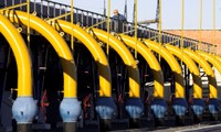 ЕС согласился запретить импорт более двух третей нефти из России