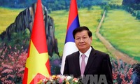 Лаосская пресса опубликовала заявления руководителей двух стран по случаю 60-летия вьетнамско-лаосских отношений