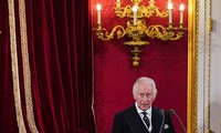Король Карл III официально вступил на британский престол