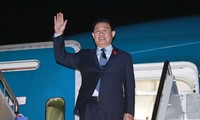 Председатель НС СРВ Выонг Динь Хюэ прибыл в Канберру, начав официальный визит в Австралию 