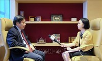 Эксперт высоко оценил результаты визита премьер-министра Фам Минь Чиня в Сингапур 