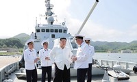 Лидер КНДР проинспектировал военно-морские силы 