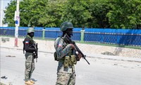 ЕС эвакуировал дипломатов с Гаити