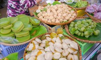 Более 870 тыс. туристов посетили Фестиваль народных пирогов южных провинций Вьетнама