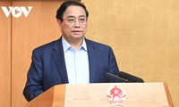 Премьер-министр Вьетнама Фам Минь Тинь председательствовал на июньском правительственном заседании по вопросам законотворчества 