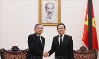 Вице-премьер Чан Лыу Куанг принял международные делегации, прибывшие на церемонию прощания с генеральным секретарем ЦК КПВ Нгуен Фу Чонгом