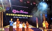 Vi, Dam folksong festival opens in Nghe An provine