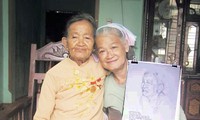 Prime Minister applauds exhibition of portraits of Vietnamese Heroic Mothers