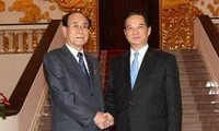 Prime Minister Nguyen Tan Dung receives DPRK leader Kim Yong Nam