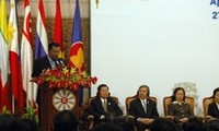 ASEAN Economic Ministers consult with China, South Korea, Japan