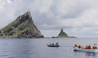Japan nationalizes disputed islands