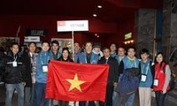 Vietnamese winners at 24th International Olympiad in Informatics 
